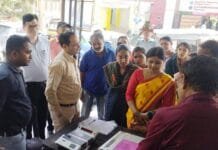 राजनांदगांव : कलेक्टर ने ईव्हीएम प्रदर्शन स्थल का किया निरीक्षण…