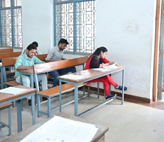 राजनांदगांव : छत्तीसगढ़ लोक सेवा आयोग द्वारा आयोजित राज्य सेवा प्रारंभिक परीक्षा जिले में शांतिपूर्ण तरीके से संपन्न…