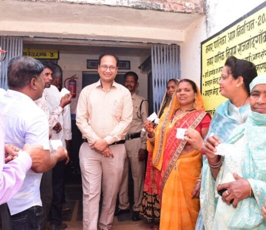 राजनांदगांव : कलेक्टर ने जिले के विभिन्न कंट्रोल रूम एवं मतदान केन्द्रों का किया निरीक्षण…