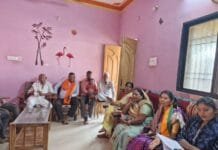 राजनांदगांव : त्रिस्तरीय पंचायती राज चुनाव को लेकर जिला पंचायत अध्यक्ष गीता घासी साहू ने भाजपा कार्यकर्ताओं की बैठक ली…