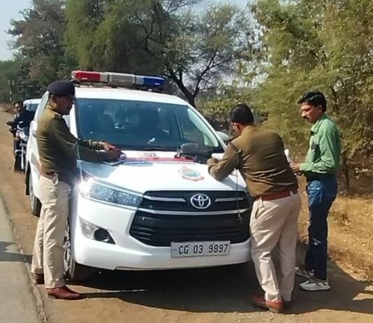 राजनांदगांव : दुर्घटनाओं को रोकने यातायात पुलिस चला रही विशेष अभियान…