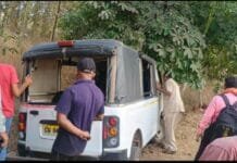 राजनांदगांव: चालक को आया मिर्गी वाहन अनियंत्रित होकर पलटा…