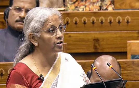 Budget 2025 : लेदर उद्योग स्कीम में 22 लाख नई नौकरी पैदा करने का लक्ष्य,निर्मला सीतारमण ने किया बड़ा ऐलान…