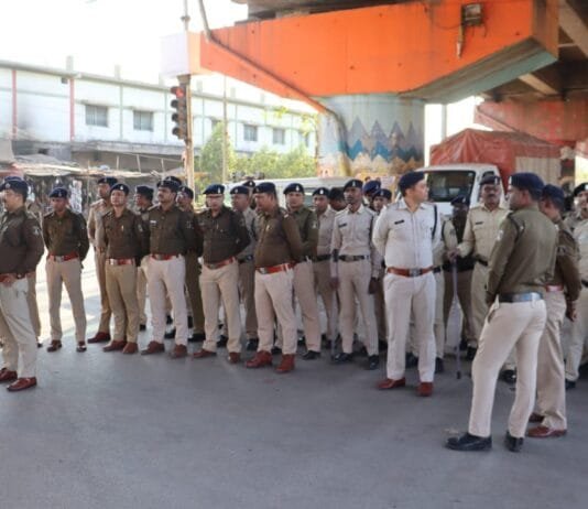 राजनांदगांव : निष्पक्ष नगरीय निकाय मतदान हेतु कलेक्टर एवं एस.पी. के नेतृत्व में निकाला गया फ्लैग मार्च…