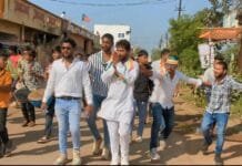 राजनांदगांव : चिखली वार्ड 6 के कांग्रेस प्रत्याशी देवेश वैष्णव की रैली में उमड़ा जन सैलाब…