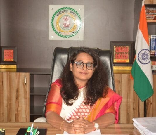 मोहला : सफलता पूर्वक मतगणना पूरी होने पर कलेक्टर ने आभार व्यक्त किया…