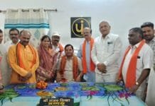 छुरिया : संजय सिन्हा,प्रशांत ठाकुर ने किया छुरिया जनपद में पदभार ग्रहण…