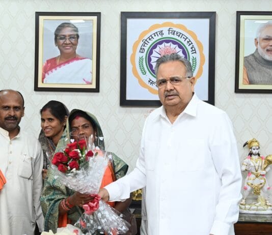राजनांदगांव: नवनिर्वाचित जिला पंचायत सदस्य ने विधानसभा अध्यक्ष डॉ.रमन सिंह से की मुलाकात…