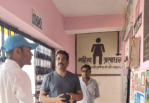 राजनांदगांव : साफ सफाई का जायजा लेने आयुक्त आज पहुचे शहर के अंतिम वार्ड हल्दी…