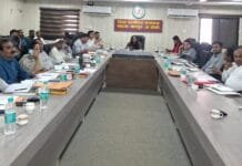 मोहला : राज्य स्तर पर खराब रैंकिंग पर कलेक्टर ने नाराजगी जाहिर किया अधिकारियों को रैंकिंग सुधारने दिये कड़ी निर्देश…