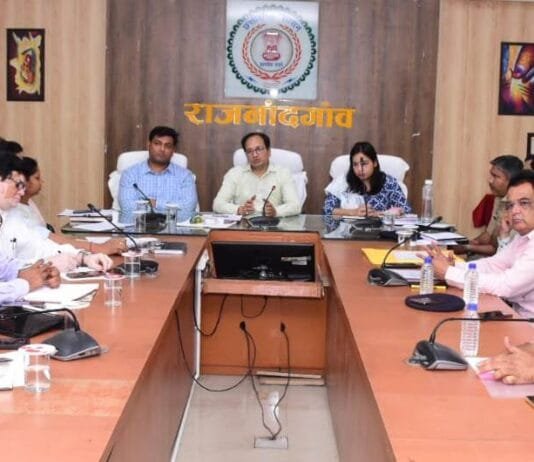 राजनांदगांव : मां बम्लेश्वरी मंदिर डोंगरगढ़ आने वाले श्रद्धालुओं एवं पदयात्रियों के लिए लगे सेवा पंडालों में रहे बेहतर व्यवस्था…