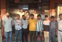 राजनांदगांव : अलग-अलग जगह रास्ते में मोबाईल चोरी करने वाले 06 आरोपीयों एवं खरीदी करने वाला दुकानदार का पर्दाफाश…