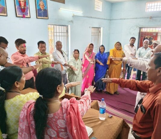 राजनांदगांव: ग्राम पंचायत बोरी में जल संरक्षण एवं फसल संगोष्ठी कार्यक्रम का हुआ आयोजन…