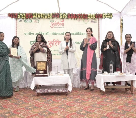 मोहला: ग्रामीण आदिवासी महिलाएं बनेंगी आत्मनिर्भर:मुर्गी पालन केंद्र से आत्मनिर्भरता की ओर कदम…