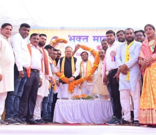 राजनांदगांव : विधानसभा अध्यक्ष डॉ. रमन सिंह भक्त माता कर्मा जयंती कार्यक्रम में हुए शामिल…