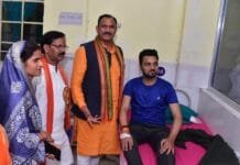 राजनांदगांव : मरीजों से बातचीत कर अस्पताल में मिल रहे सुविधाओं एवं उपचार के संबंध में ली जानकारी…