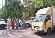 राजनांदगांव : कलेक्टर ने बाल विवाह रोकथाम के प्रचार-प्रचार हेतु चलित वाहन को हरी झण्डी दिखाकर किया रवाना…