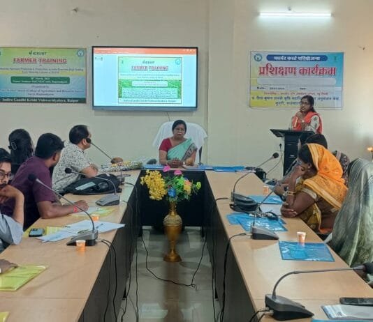 राजनांदगांव : अरहर की कम अवधि में पकने वाली किस्मो एवं अरहर उत्पादन की उन्नत तकनीक विषय पर एक दिवसीय कृषक प्रशिक्षण कार्यशाला आयोजित…