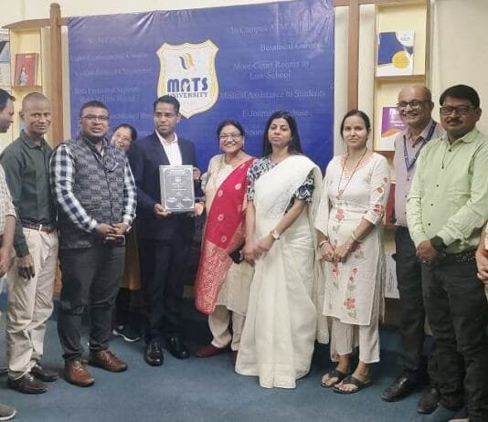 राजनांदगांव : राजनांदगांव छोटे लाल साहू को डॉक्टरेट की उपाधि प्रदान की गई…