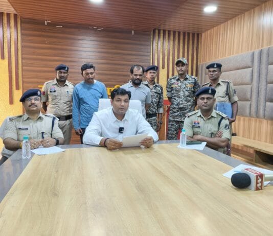 राजनांदगांव : 243.54 किलोग्राम गांजा कीमती 36 लाख के साथ 02 अंर्तराज्यीय गांजा तस्कर गिरफ्तार…