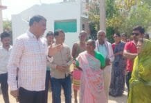 राजनांदगॉव : डॉ.रमन सिंह एवं सांसद संतोष पाण्डे के सहयोग से वार्डाें के विकास के लिये फण्ड उपलब्ध करायेंगे – महापौर मधुसूदन…