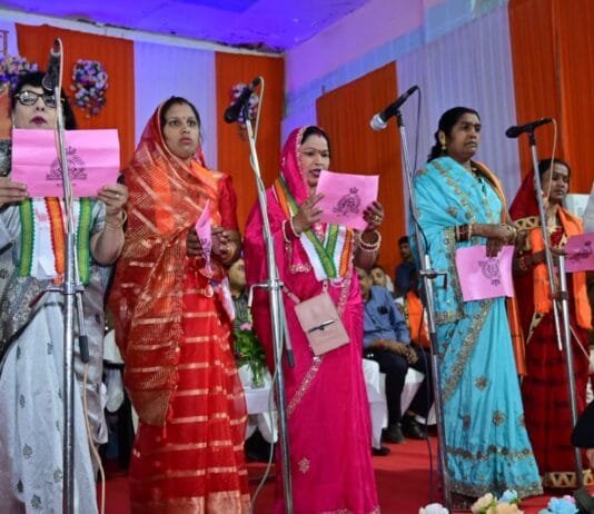 राजनांदगांव : अंतर्राष्ट्रीय महिला दिवस के अवसर पर 19 महिला पार्षदों को पहले दिलाई गई शपथ…