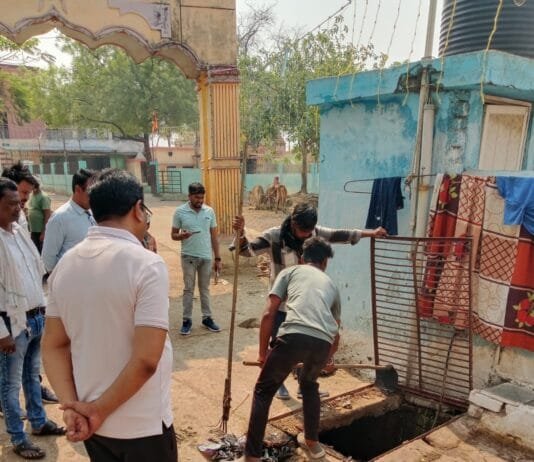 राजनांदगांव : निगम आयुक्त विश्वकर्मा सफाई देखने सुबह पहुॅचे श्रमिक बाहुल्य वार्ड…