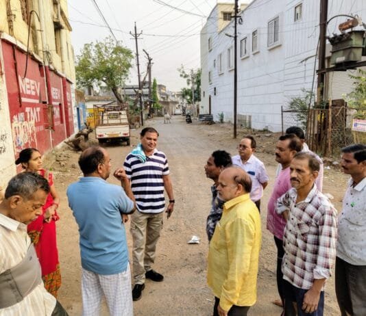 राजनांदगांव : महापौर पानी का हाल जानने सुबह वार्डो में दे रहे दस्तक…