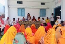 राजनांदगांव : कर्मा जंयती कार्यक्रम ग्राम जरहामहका में शामिल हुई जिला पंचायत अध्यक्ष किरण रविन्द्र वैष्णव…