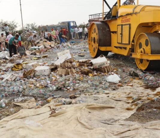 राजनांदगांव : 40 हजार लीटर शराब का किया गया नष्टीकरण…