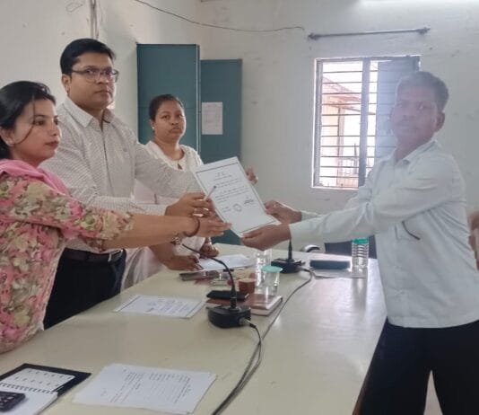 मोहला : जनपद पंचायत अंबागढ़ चौकी में पुनऊराम फूलकंवरे अध्यक्ष निर्वाचित, शंकर प्रसाद तिवारी बने उपाध्यक्ष…