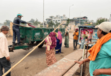 राजनांदगांव : शिवाजी पार्क के सामने लगे ठेला खोमचा निगम का अतिक्रमण दस्ता ने हटाया…