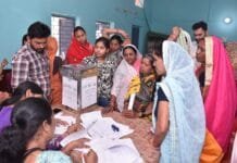 राजनांदगांव : महिलाओं एवं बुजुर्गों ने उत्साहपूर्वक बड़ी संख्या में किया आवेदन…