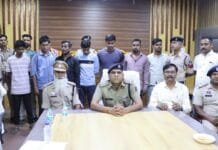 राजनांदगांव : दो पहिया वाहन चोर गिरोह का पुलिस ने किया भंडाफोड़, तीन चोर सहित छः खरीदारों को किया गिरफ्तार…