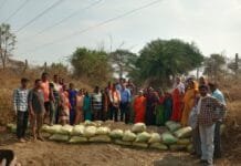 राजनांदगांव : ग्राम पार्रीकला में जनसहयोग से श्रमदान कर नहर नाला में किया गया बोरी बांधने का कार्य…