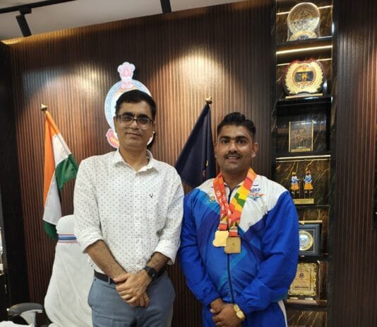 राजनांदगांव : आरक्षक सितलेश पटेल का चयन वेटलिफ्टिंग एवं पॉवरलिफ्टिंग खेल में, भारतीय टीम के बतौर कप्तान के रूप में जायेंगे दुबई…