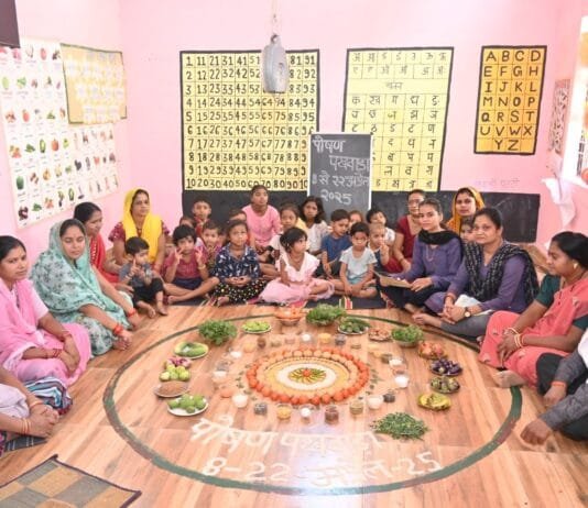 राजनांदगांव : पौष्टिक आहार के प्रति जागरूकता प्रदर्शित करने के लिए खाद्यान्न से बनाई गई सुंदर रंगोली…