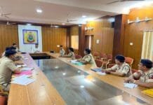 राजनांदगांव : रेलवे स्टेशन के आसपास नशा का सामान परिवहन करने वालों के विरुद्ध अधिक से अधिक कार्यवाही करने हेतु दिया गया निर्देश…