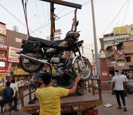 राजनांदगांव : यातायात विभाग एवं नगर निगम द्वारा नो पार्किंग एवं अतिक्रमण पर कार्यवाही…