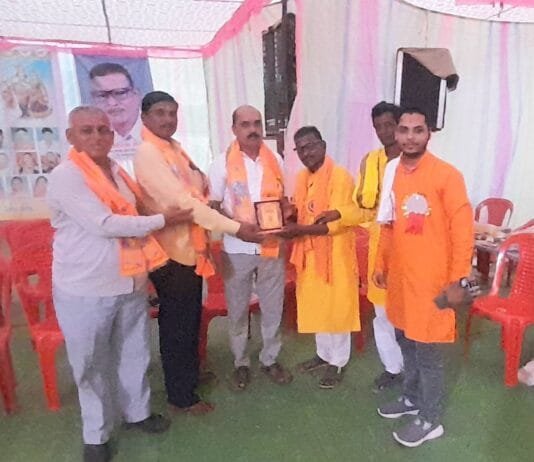 राजनांदगांव : यादव समाज ने ग्राम पंचायत करमरी सरपंच दीनदयाल साहू को किया सम्मानित…