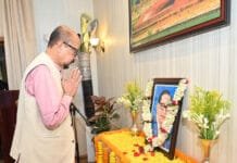 रायपुर : राज्यपाल ने भारत रत्न डॉ. भीमराव अंबेडकर को दी श्रद्धांजलि