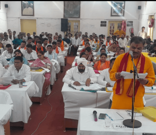 राजनांदगांव : महापौर मधुसूदन यादव ने पेश की अपने कार्यकाल का पहला बजट…