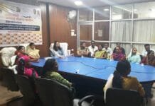 राजनांदगांव: मुख्यमंत्री ने आत्मसमर्पित नक्सलियों और नक्सल हिंसा से प्रभावित परिवारों के बैंक खातों में प्रधानमंत्री आवास योजना-ग्रामीण की पहली किस्त की राशि अंतरित की…