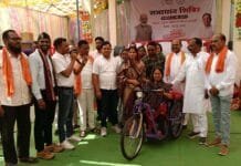 राजनांदगांव : शिविर में पीएम आवास पूर्णता प्रमाण पत्र, जॉब कार्ड और मोटराईज्ड ट्रायसायकल वितरण कर हितग्राहियों को किया गया लाभान्वित…