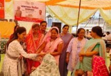 राजनांदगांव : जनपद पंचायत डोंगरगढ़ के ग्राम मोहारा में समाधान शिविर का हुआ आयोजन…