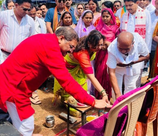 राजनांदगांव : कंदाड़ी में सांसद संतोष पांडे ने हायर सेकेंडरी स्कूल भवन का किया भूमिपूजन…