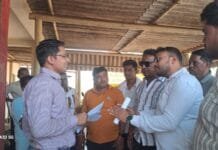 राजनांदगांव : भीषण गर्मी में विद्युत कटौती और लो वोल्टेज से जनता बेहाल सौपा ज्ञापन…