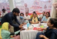 मोहला: समाधान शिविर में बुजुर्ग को मिला स्वास्थ्य लाभ, बीपी जांच से हुआ राहत का अहसास…