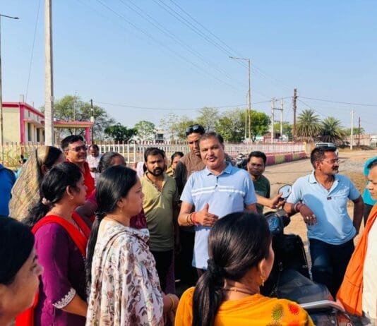 राजनांदगांव : महापौर मधुसूदन यादव ने पानी की समस्या का समाधान करने सिंटेक्स टंकी लगाने दिए निर्देश…