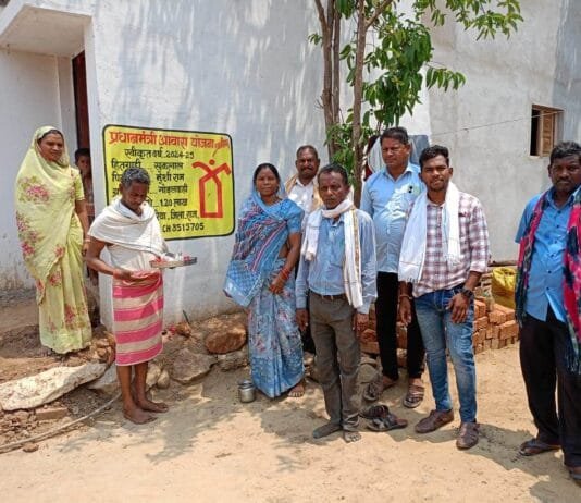 राजनांदगांव : ग्राम गोड़लवाही के सुकलाल एवं किर्तनराम ने किया नवनिर्मित आवास में गृह प्रवेश…